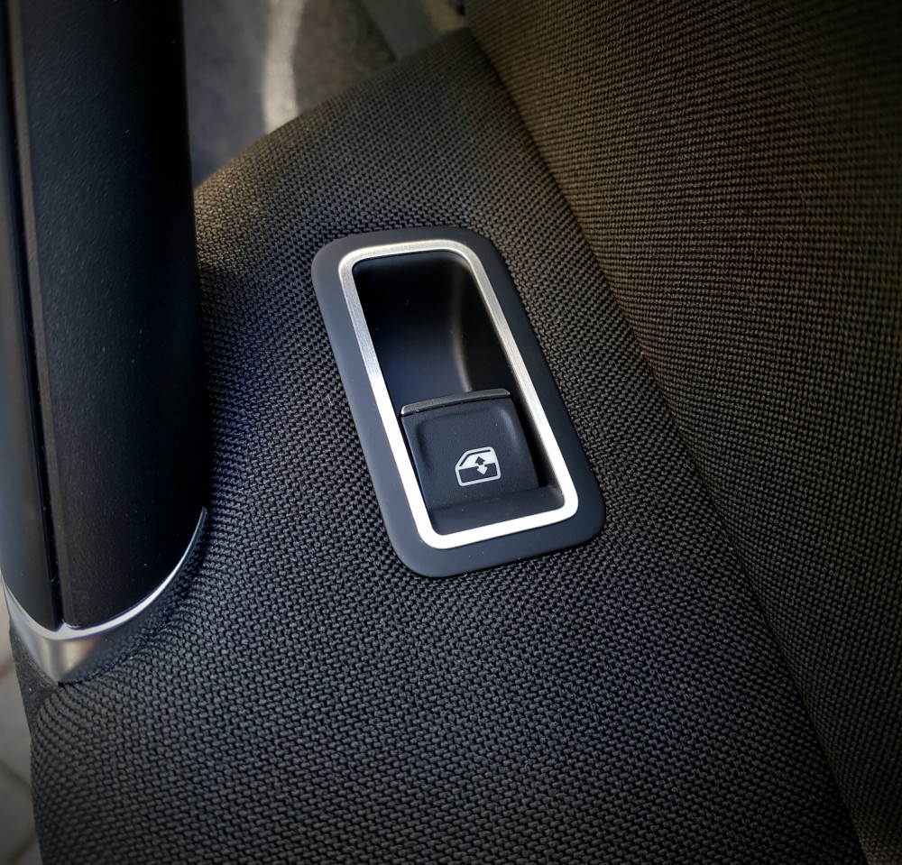 04. Zierrahmen Fensterheber